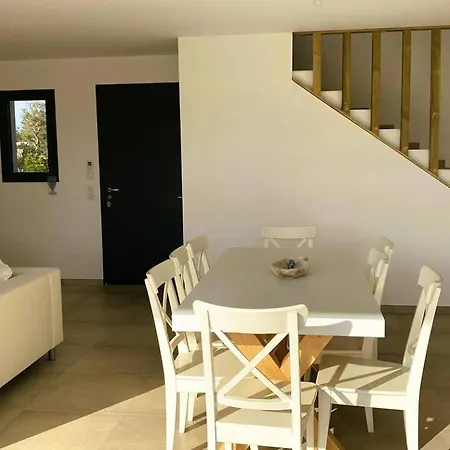 Villa Casalonga, 8 Pers, Piscine Chauffee, 1km Cirendinu