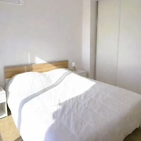 Casalonga, 8 Pers, Piscine Chauffee, 1km * Cirendinu