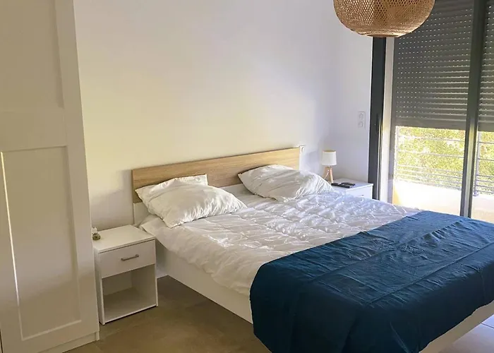 Casalonga, 8 Pers, Piscine Chauffee, 1km * Cirendinu